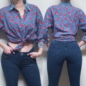VINTAGE Chic Red Rose Chambray Button Up Blouse